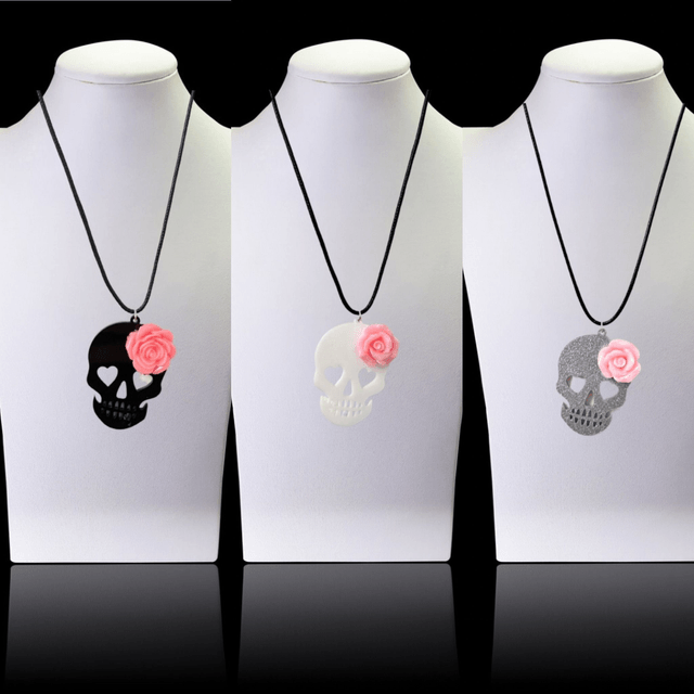Deathly Sweet - Skull & Rose Necklace 